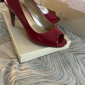 Bandolino Red Stiletto Heels Peep Toe